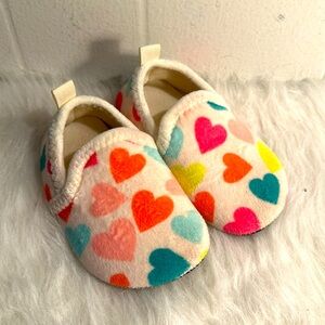 Colorful Heart Pattern Kids slippers baby toddler **SIZING UNCLEAR PLZ READ**